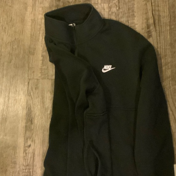 Nike Men's Black Zip-Up Sweater - Picture 11 of 11